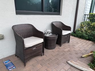 Outdoor furniture set