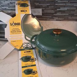 LODGE Cast Iron Dutch Oven Brand New