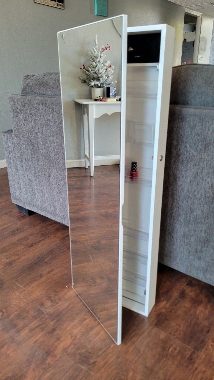 Hanging / Flor Mirror With Own Key For Storage Jewelry & Make Up