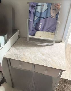 Small Vanity Desk
