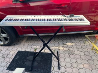 Alesis Recital Full Size-88 Key Digital Piano With Stand and AC Adapter $200 Firm on Price