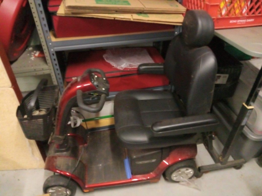 Like New 4 Wheel Medical Scooter For Handicap