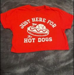 Sugar Flower Just Here For the Hotdogs Crop Top T Shirt Size Small
