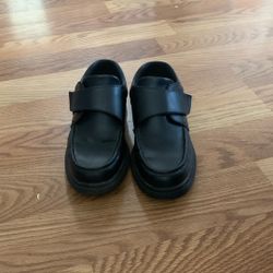 Black Men Shoes size 9.5 