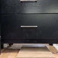 Black Wood End Table Must Go!