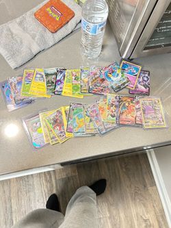 POKÉMON Card Lot ❤️ Won’t Last!