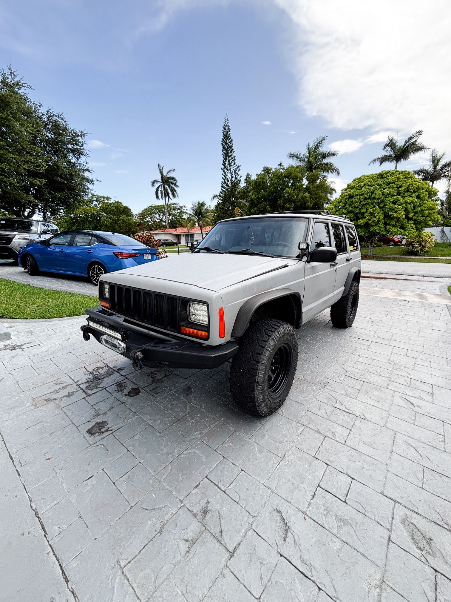 2000 Jeep Cherokee