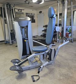Bicep curl machine