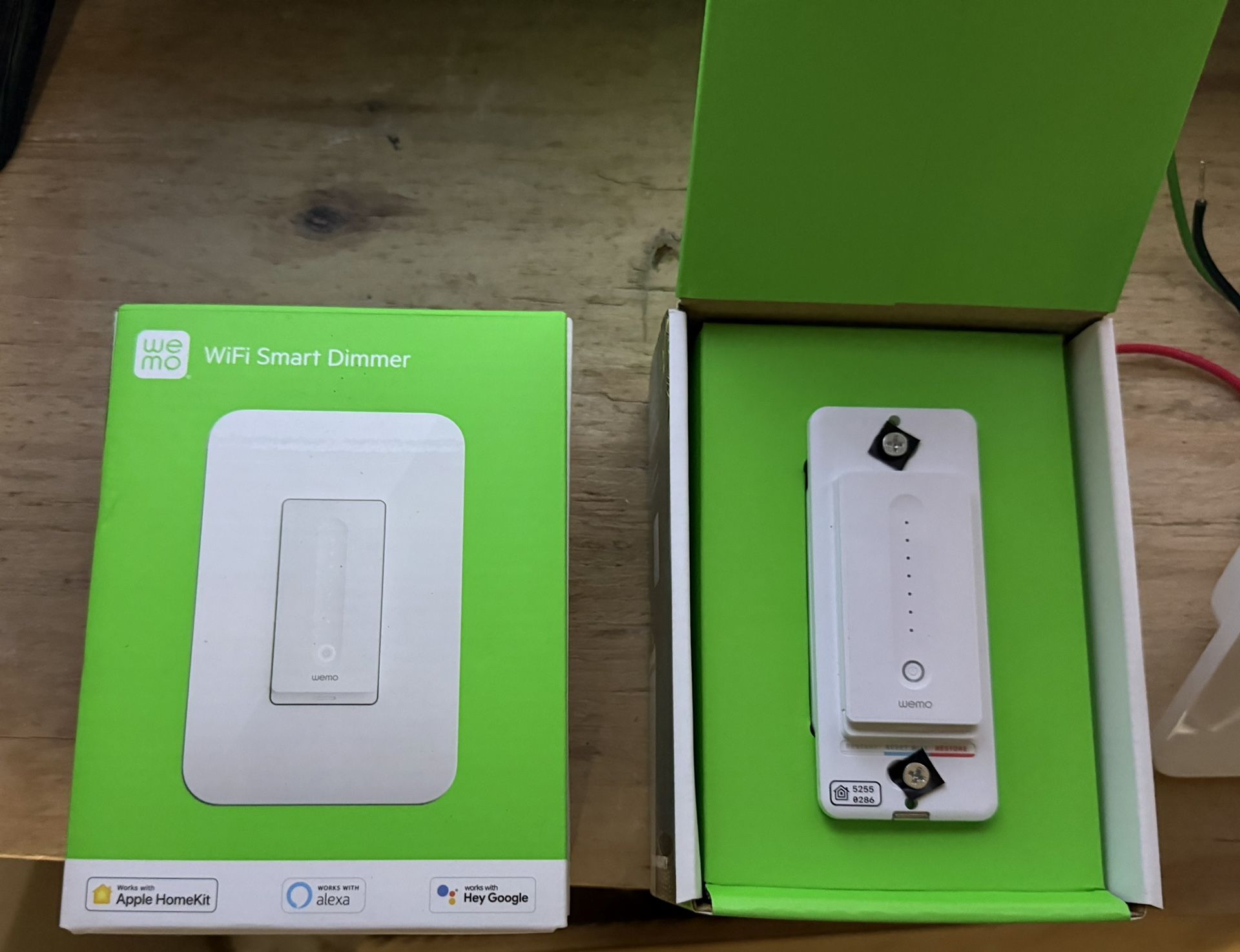 2 WeMo WDS060 Wifi Smart Dimmer Switch’s  Never Installed
