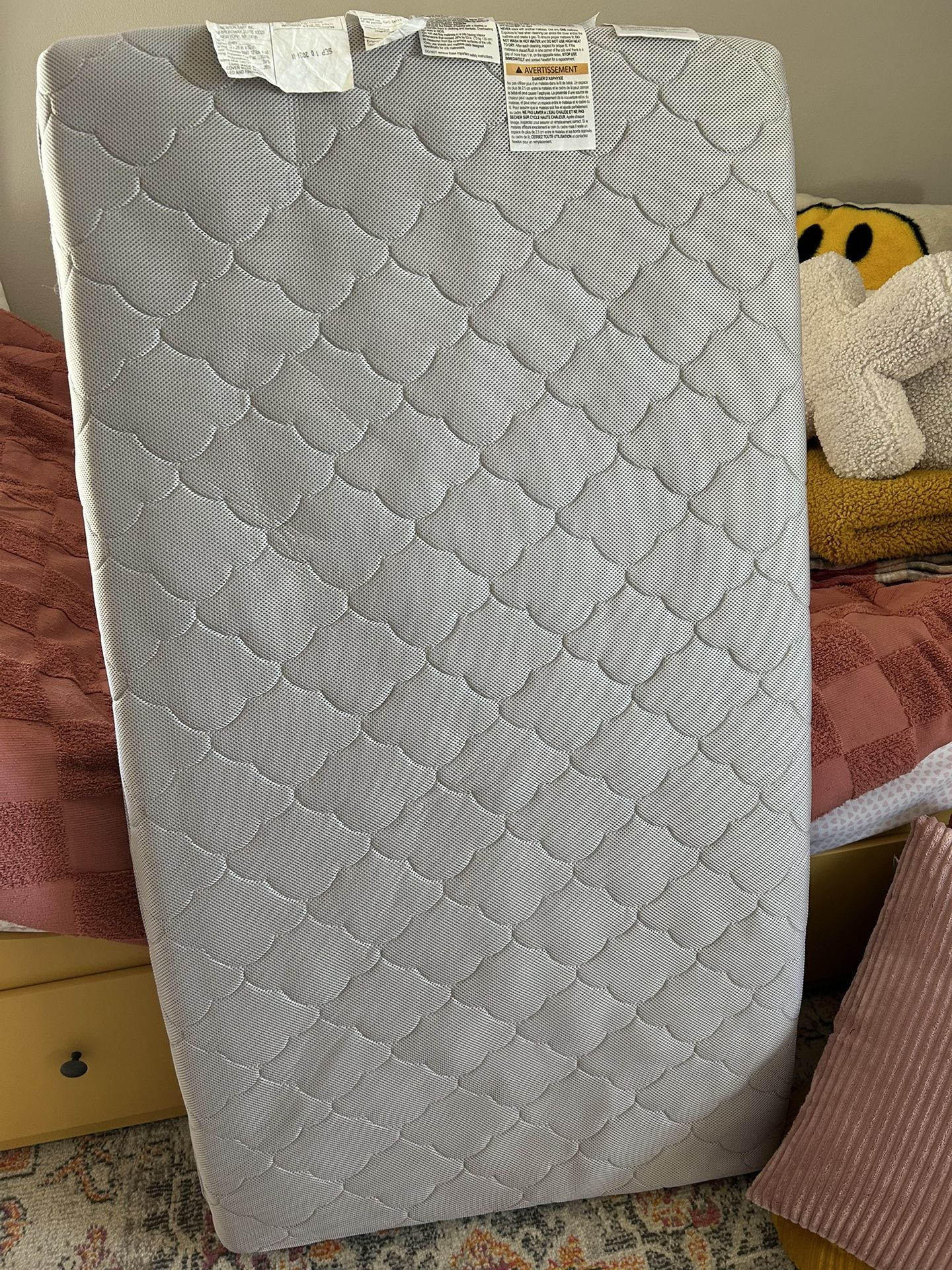 *LIKE NEW*Baby Crib Matress & Accessories