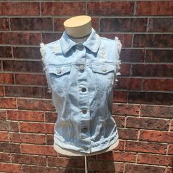 Women's BDG Urban Outfitters Light Blue Distressed Denim Vest Size Small
