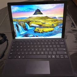 MICROSOFT SURFACE PRO 6 WITH THE KEYBOARD 