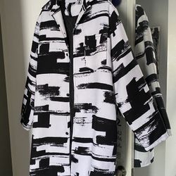 Black And White Vintage Trench coat 
