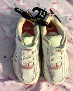 New girls shoes-size 12 toddler