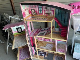 Barbie dream Houses