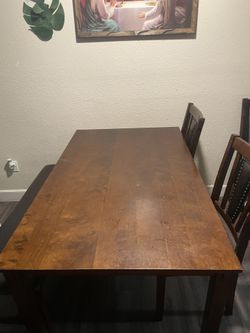 Dinning Table