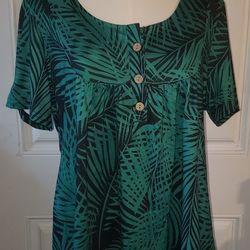 Green Short Sleeve Blouse/Top (Size L)
