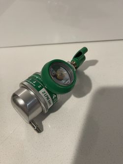 PRECISION EasyPulse 5 Oxygen Conserving Regulator