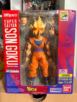 SH Figuarts SDCC 2011 Son Goku Super Saiyan Special Color Edition