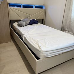 Bed frame full,queen,new in box