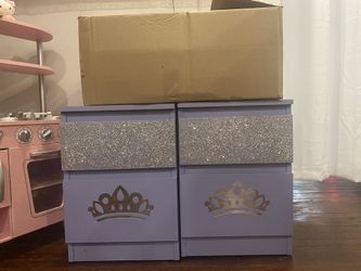 Purple Glitter Girls Dresser set