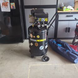 Air Compressor, Central Pneumatic, 2.5HP, 21 Gal