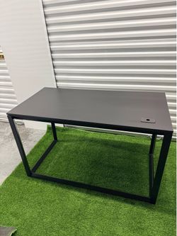 Black Metal Frame Office Desk