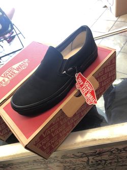 Vans classic slip-on all black (Sizes 6-11)