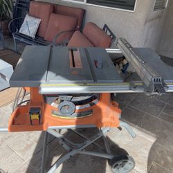 Rigid Table Saw 