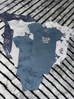 Baby Girl Carter’s Clothing (18 Outfits)
