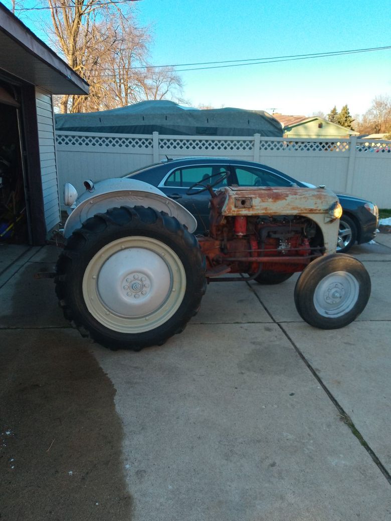 1958 ford n. Tractor