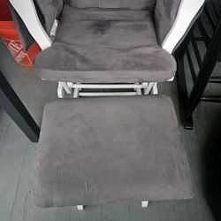 Gliding Nursey Rocking Chair  With Foot Rest