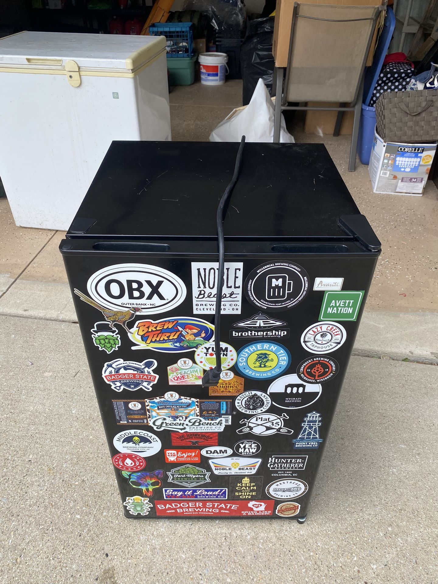 Mini-Refrigerator 