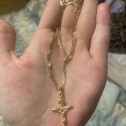 18k Gold Plated Cross Necklace 20inches