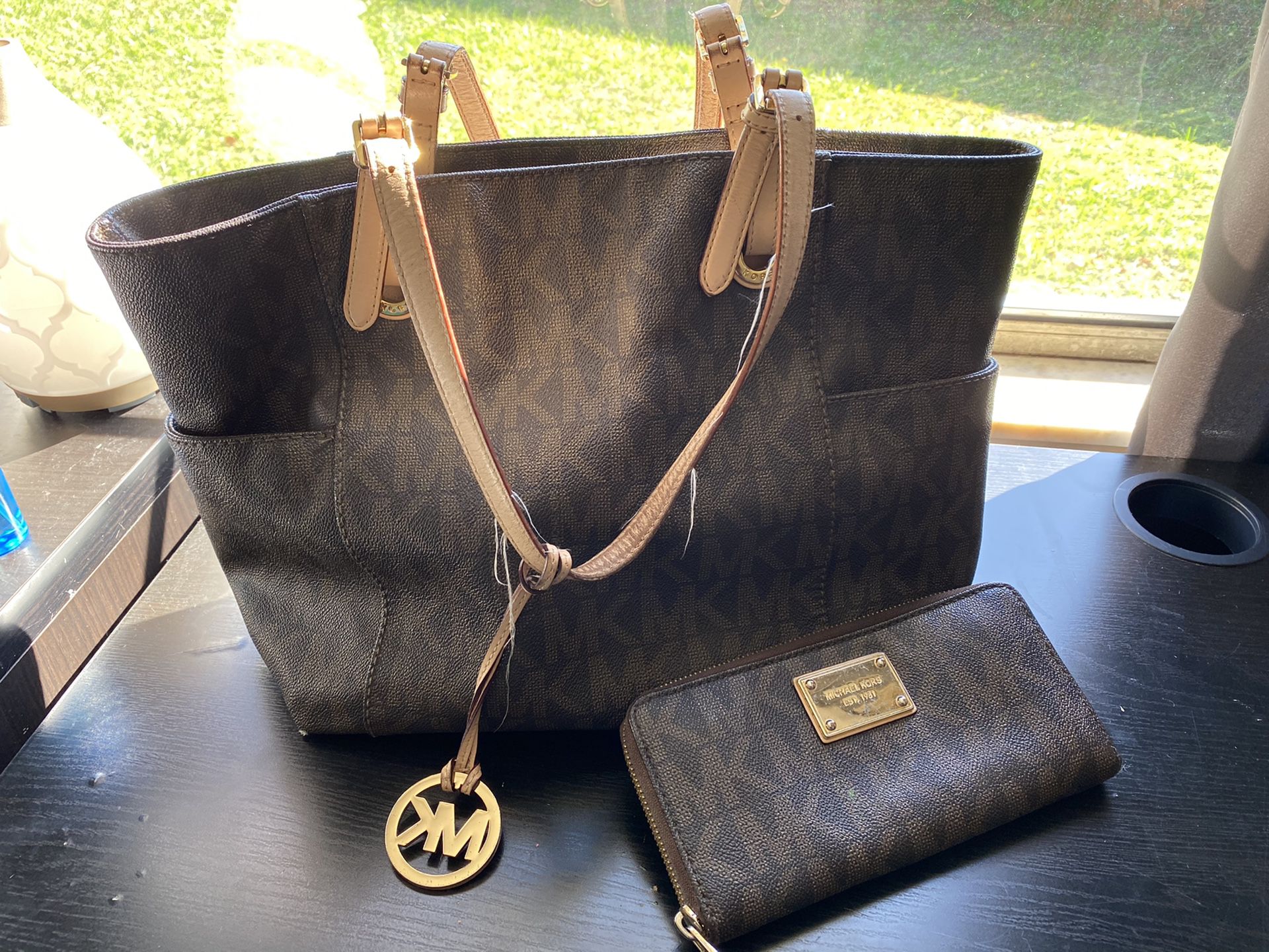 Michael Kors purse and matching wallet