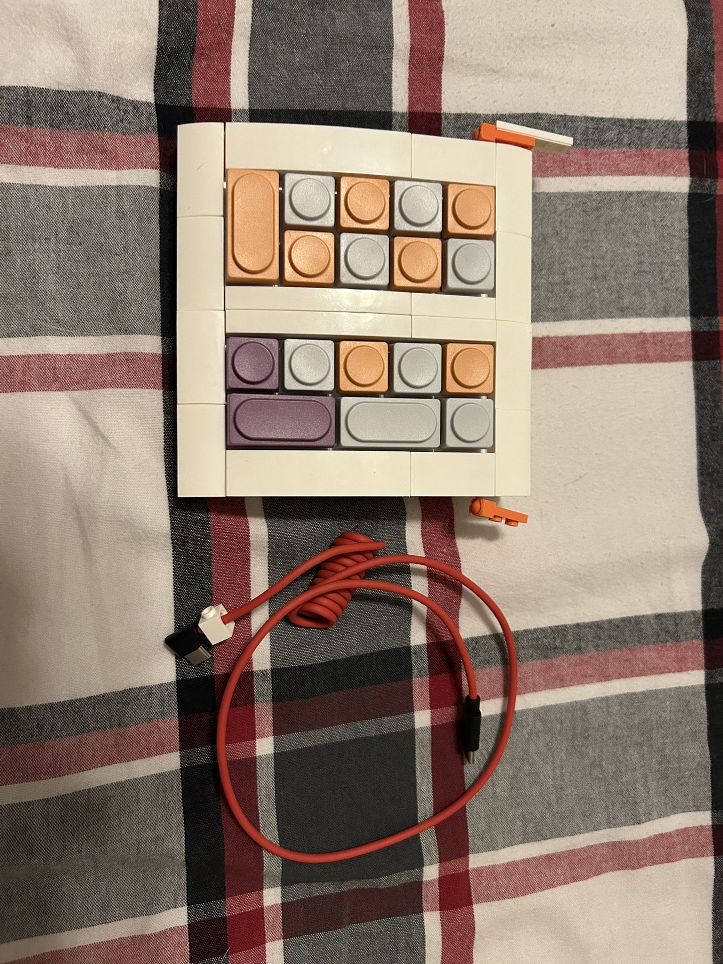 Programmable Lego Number Pad
