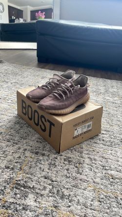 Yeezy Mono Mist Size 7