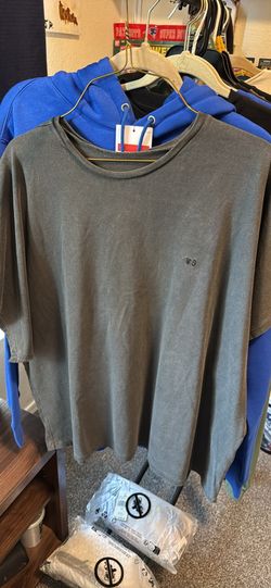 Yeezy Vultures Tee