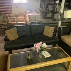Love Seat And Coffee Table 