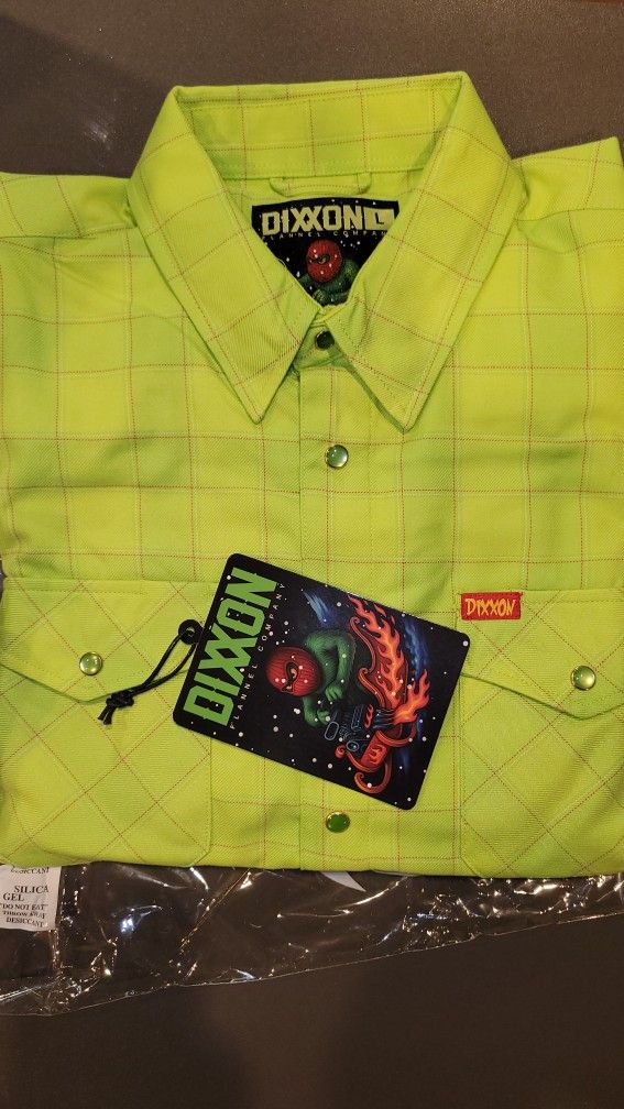 Dixxon Flannel Limited Edition "The Mean One Grinch"- Men's Large- New With Tags