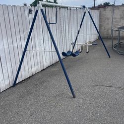Swing set