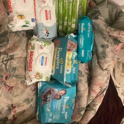 Wipes Huggies And Pampers Brand 832 Wipes All Together 