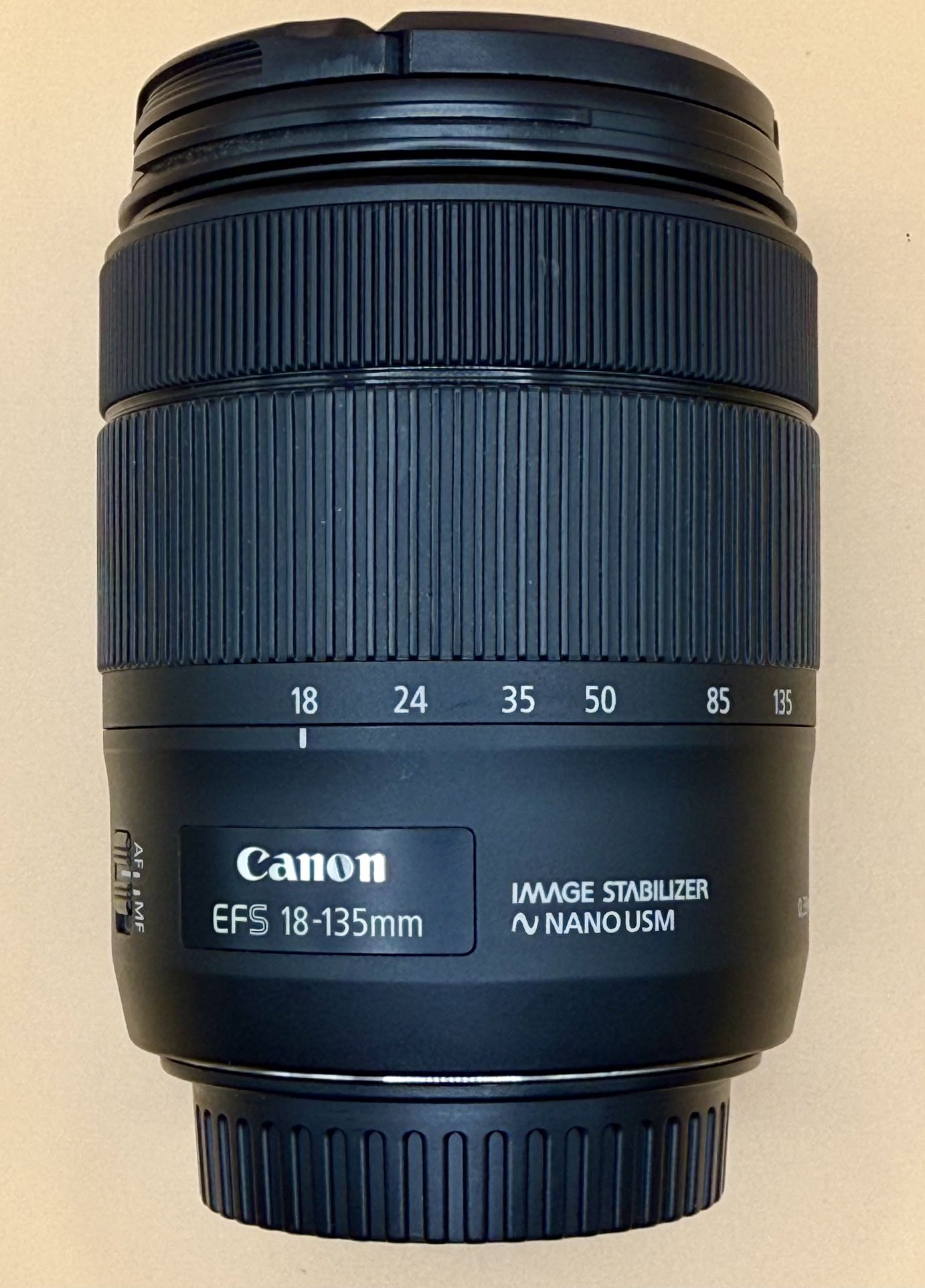 Canon EF S 18 135mm IS USM F/3.5 5.6