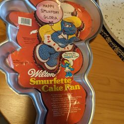 Smurfette Vintage Wilton Cake Pan