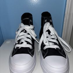 Sneakers (Size 7) 