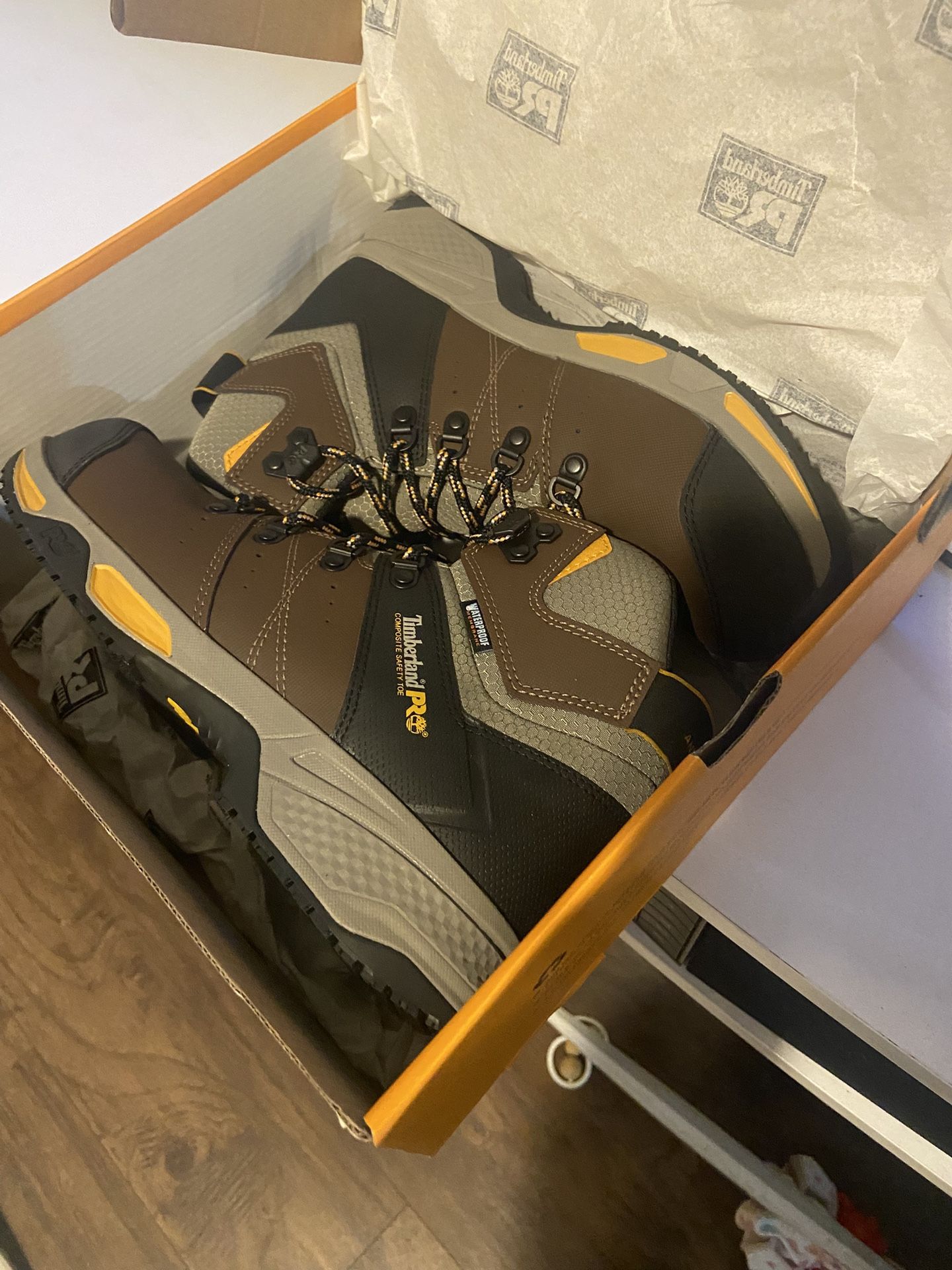 TIMBERLAND PRO Men's Brown/Golden Yellow Switchback MaxTRAX® Composite Toe Waterproof Hiker