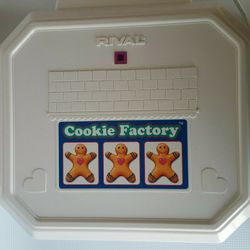 Vintage 90s Rival Cookie Factory Model 9952 Cookie & Snack Maker