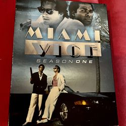 Miami Vice Season 1: 3-DVD set 