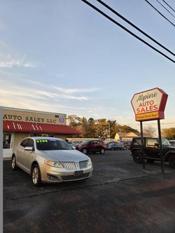 2010 Lincoln MKS