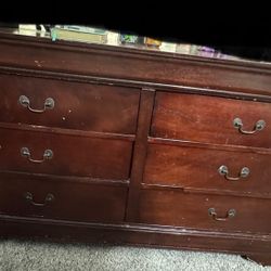 Bedroom Set Complete